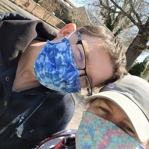 Meet your Posher, Cynthia